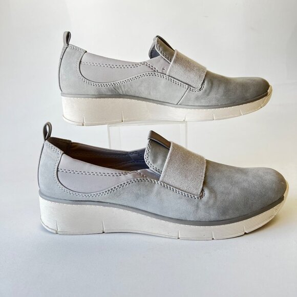 Baretraps slip on wedge shoes Gray Slip on Women Shoes Size 9.5 - Picture 2 of 9